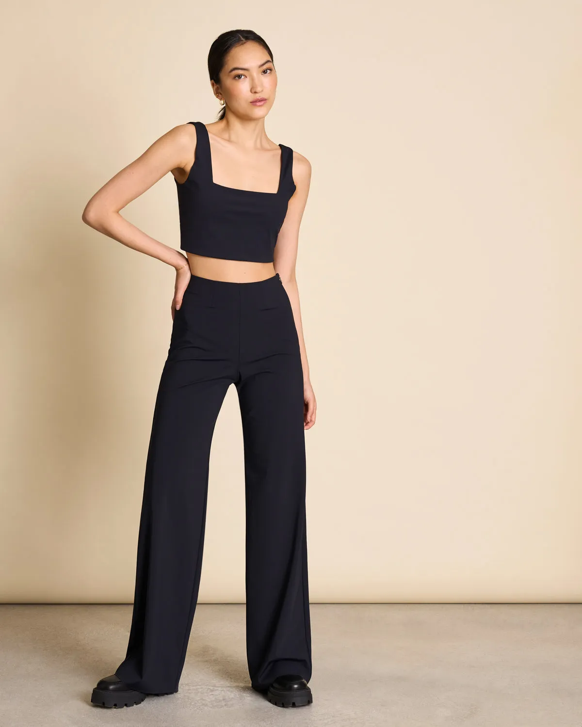 CROP TOP CANCUN BLACK