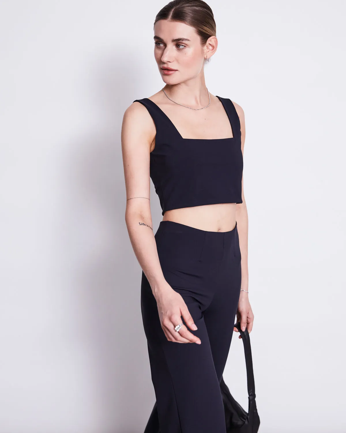 CROP TOP CANCUN BLACK