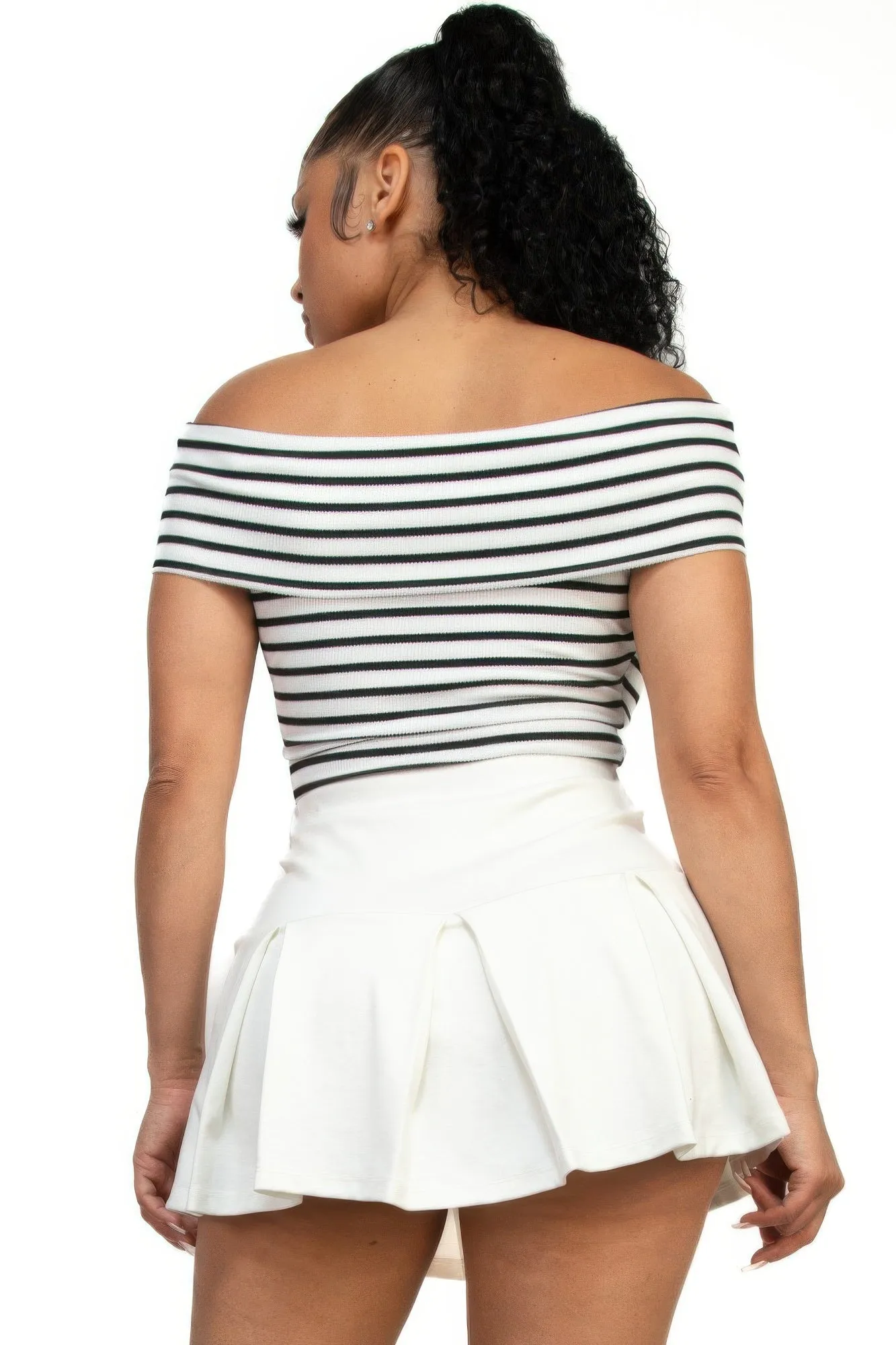 Front Knot Off-shoulder Textured Crop Top