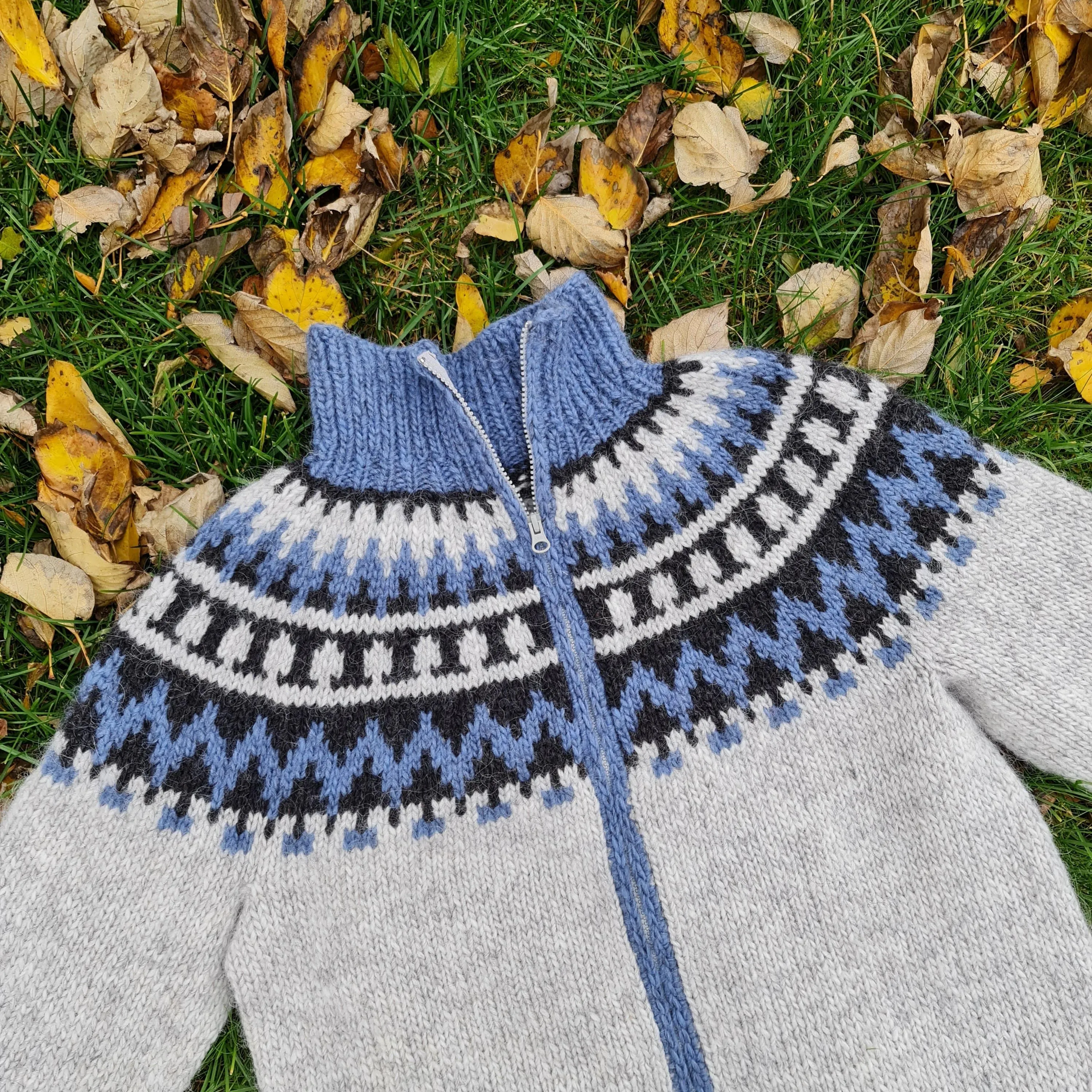 Garri - Icelandic Cardigan - Grey-Blue